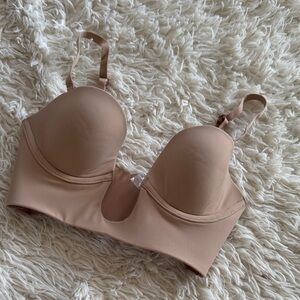 SKIMS Deep Plunge Bra XXS NEW